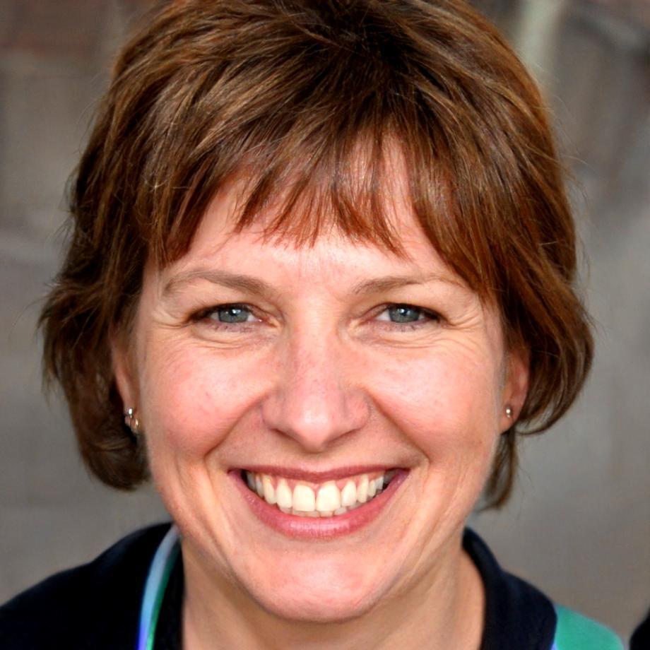 Portrait of Esperanza Kowalski, Risk Management Specialist